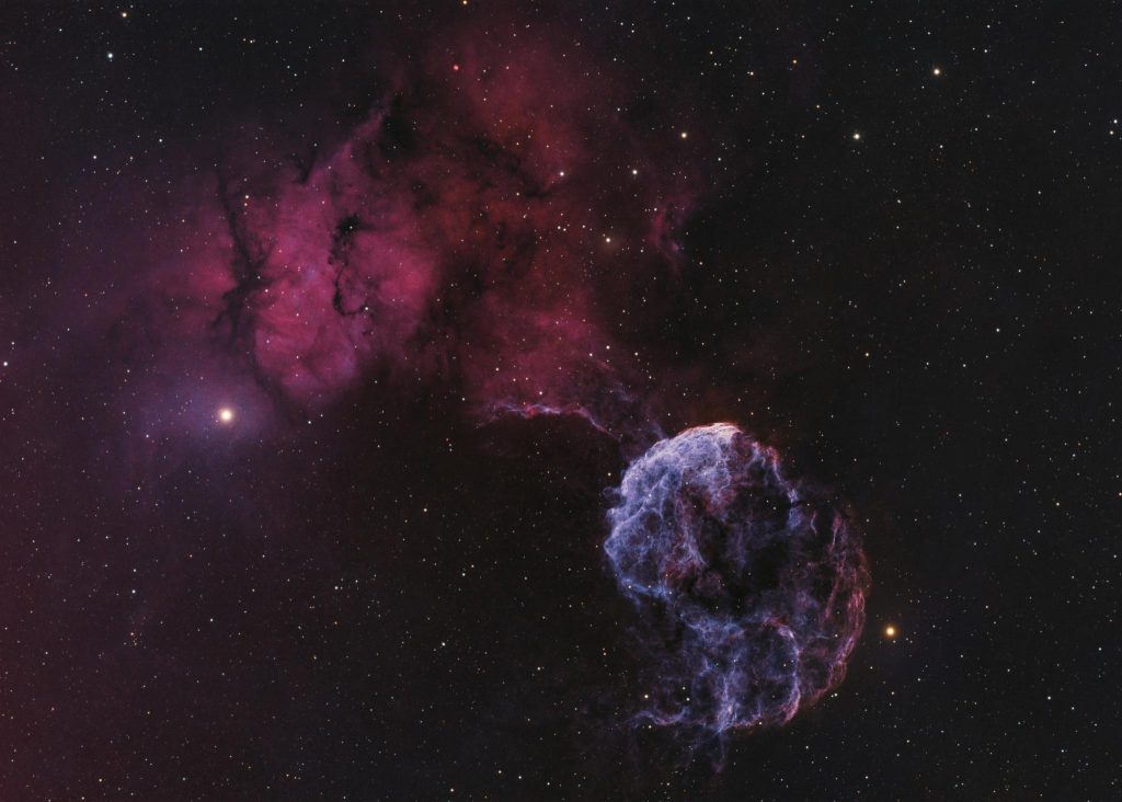 Sharpless 249 et la nébuleuse de la Méduse