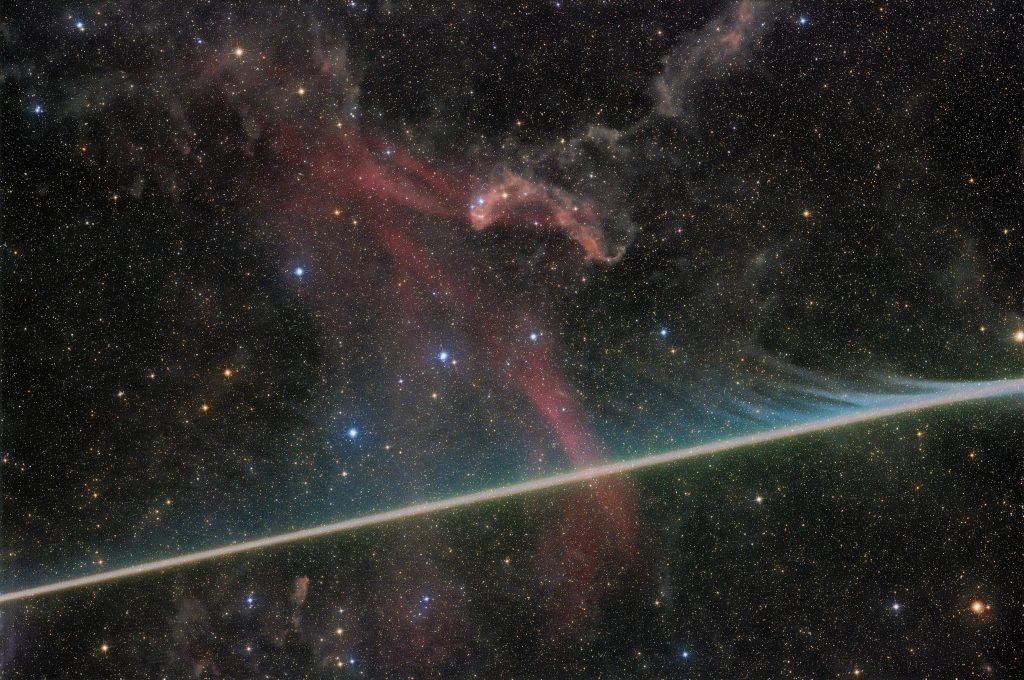 Une météorite en pleine vaporisation vient gâcher la photo de la nébuleuse de Lacerta