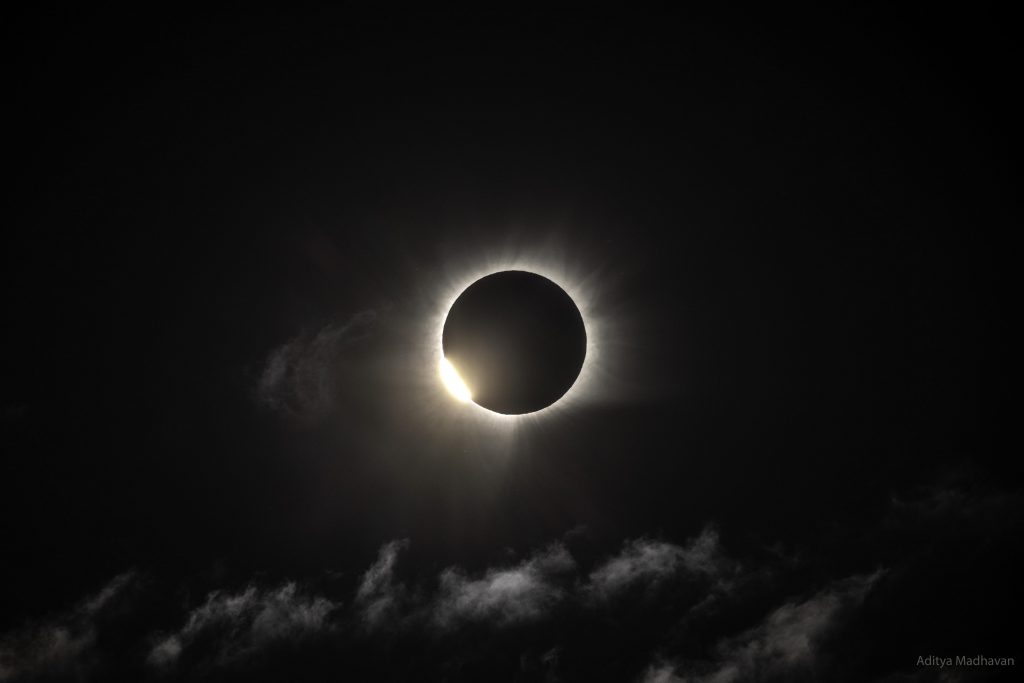 Éclipse totale de Soleil vue depuis le Groenland